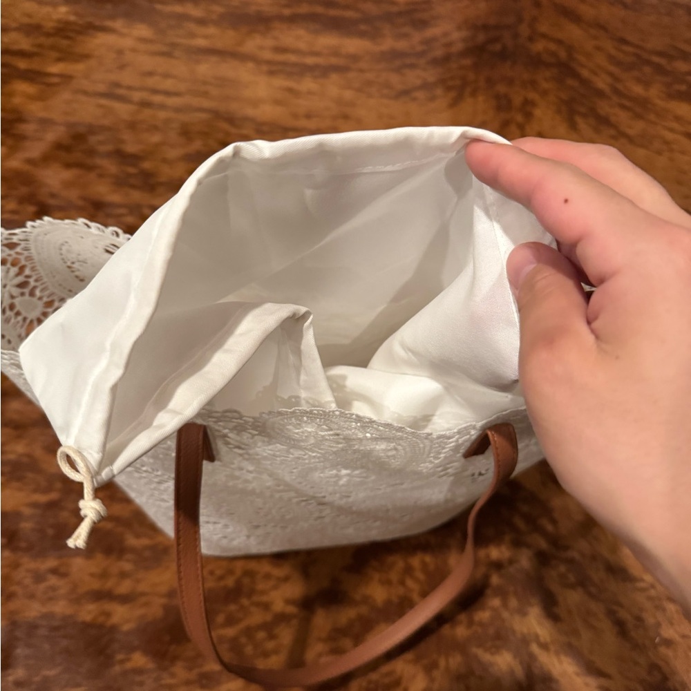 White Lace Tote Bag - Picture 2 of 6